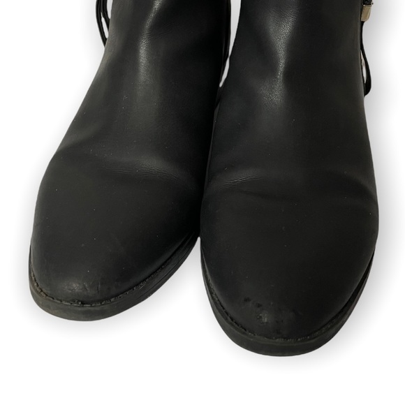 Expression Vegan Leather Zipper Ankle Boot - Picture 8 of 14